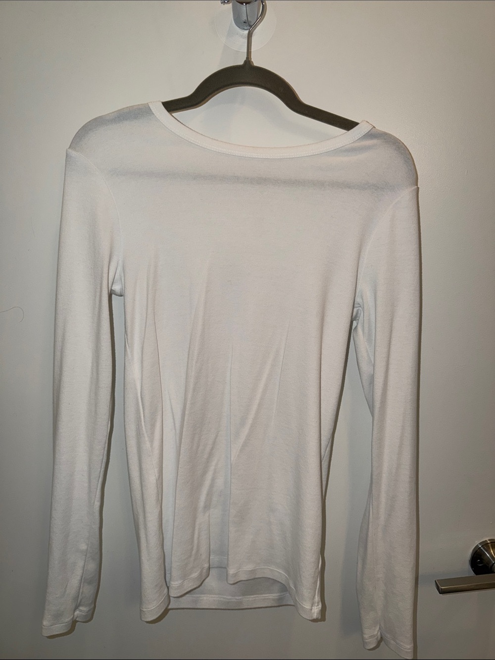 GAP White Long Sleeve Tee